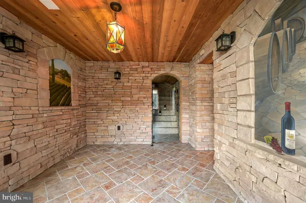 $1,200,000 | 555 Pennsylvania Avenue, Dover, DE 19901