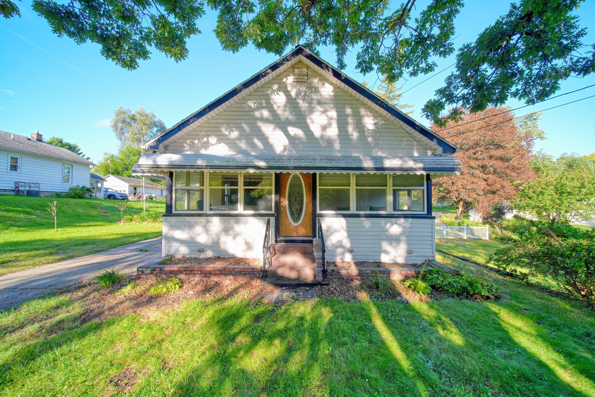 714 South Sutton Road Jackson, MI 49203 - Photo 1 of 35 3-web-or-mls-DSC08172_HDR