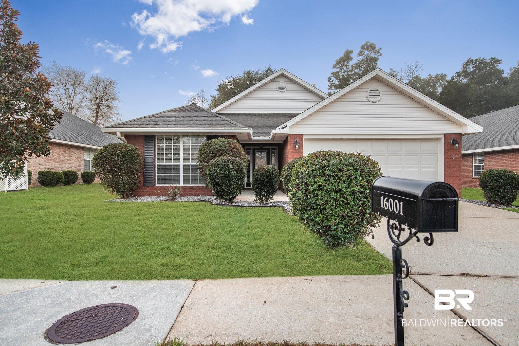 16001 Mansion Street Foley, AL 36535 - Photo 1 of 35 Front of the House