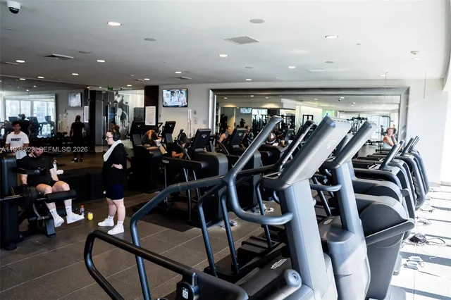 $1,150,000 | 495 Brickell Avenue, Unit 2204, Miami, FL 33131