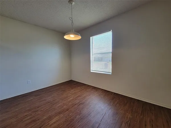 $1,895 | 1815 Brookwood Drive, Terrell, TX 75160