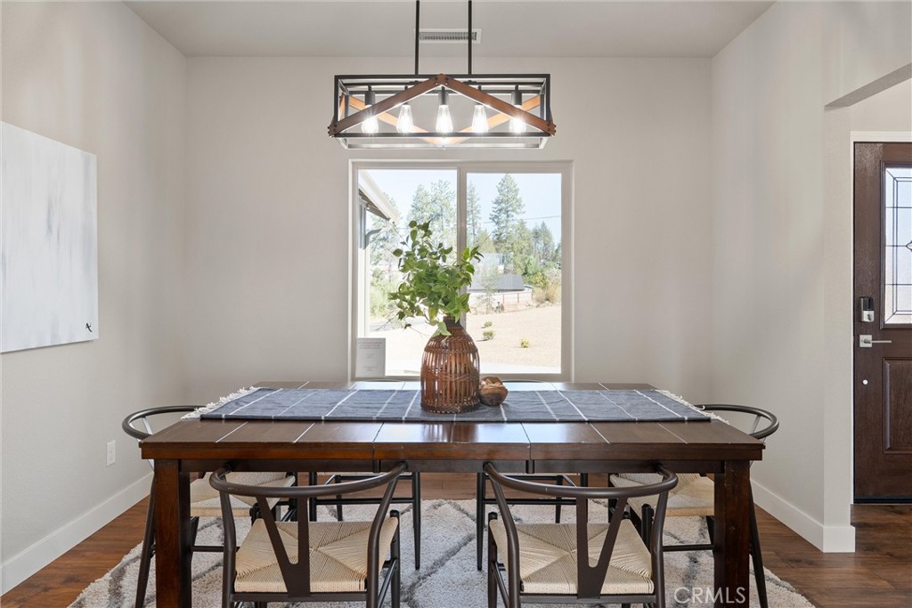 480 Valley View Drive Paradise, CA 95969 - Photo 18 of 48 a dining room with furniture and window