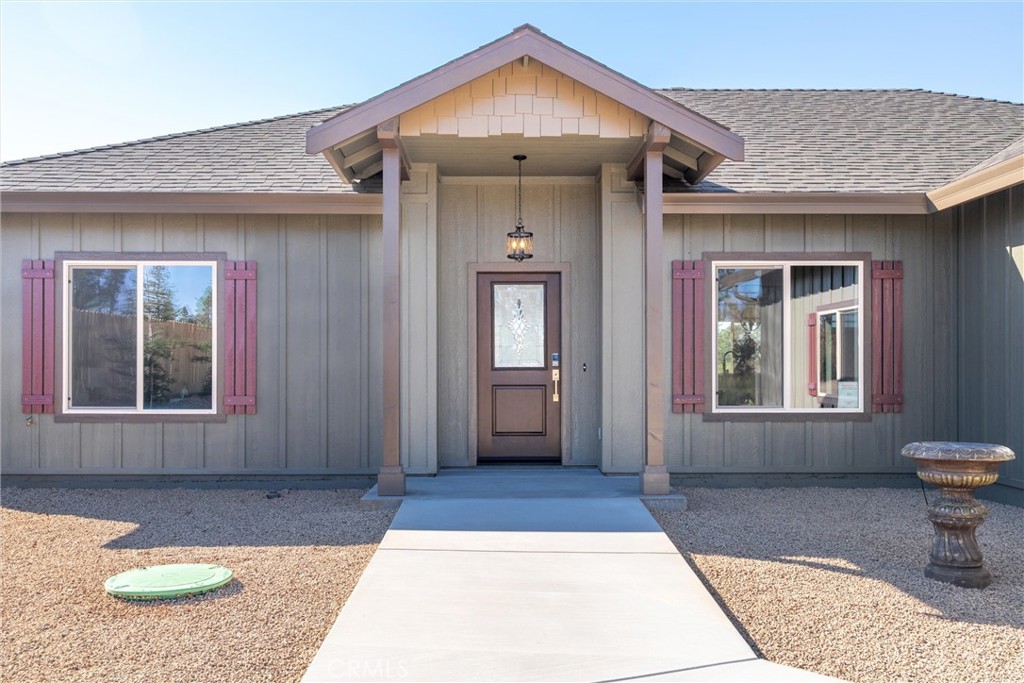 480 Valley View Drive Paradise, CA 95969 - Photo 4 of 48 a front view of a house