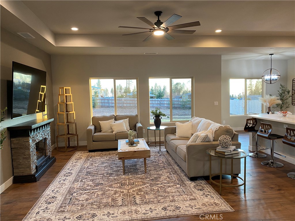 480 Valley View Drive Paradise, CA 95969 - Photo 6 of 48 a living room with furniture and a flat screen tv