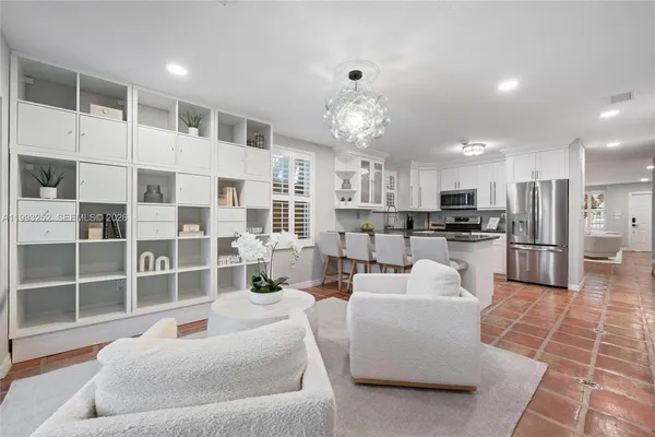 $1,399,000 | 3274 Gifford Lane, Miami, FL 33133