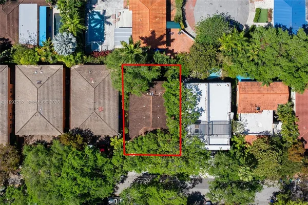 $1,399,000 | 3274 Gifford Lane, Miami, FL 33133