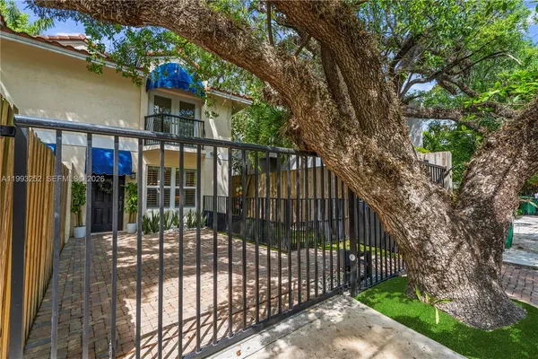 $1,399,000 | 3274 Gifford Lane, Miami, FL 33133