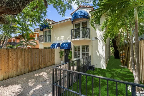 $1,399,000 | 3274 Gifford Lane, Miami, FL 33133