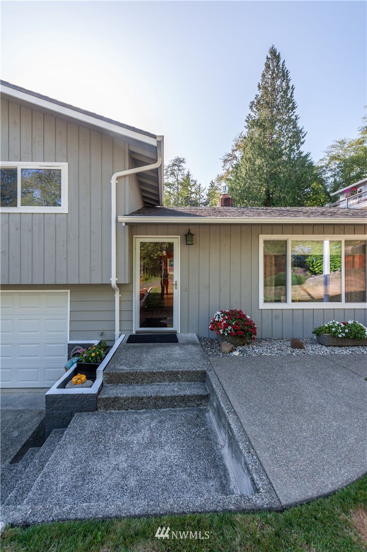 821 Granada Road Aberdeen, WA 98520 - Photo 3 of 24 Gallery Image 3