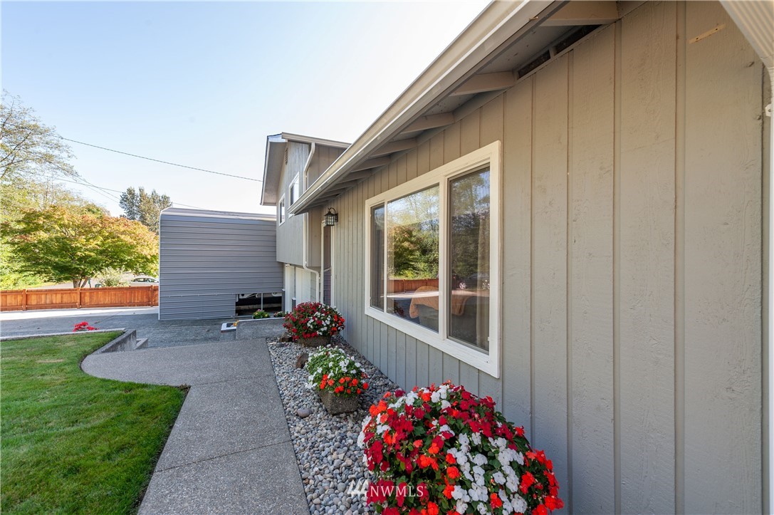 821 Granada Road Aberdeen, WA 98520 - Photo 4 of 24 Gallery Image 4