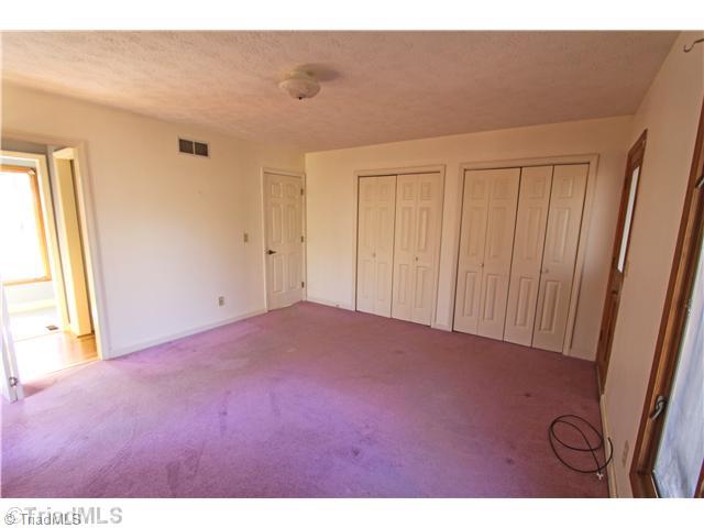 1180 Flinty Knoll Road Pinnacle, NC 27043 - Photo 6 of 9 2nd Bedroom.