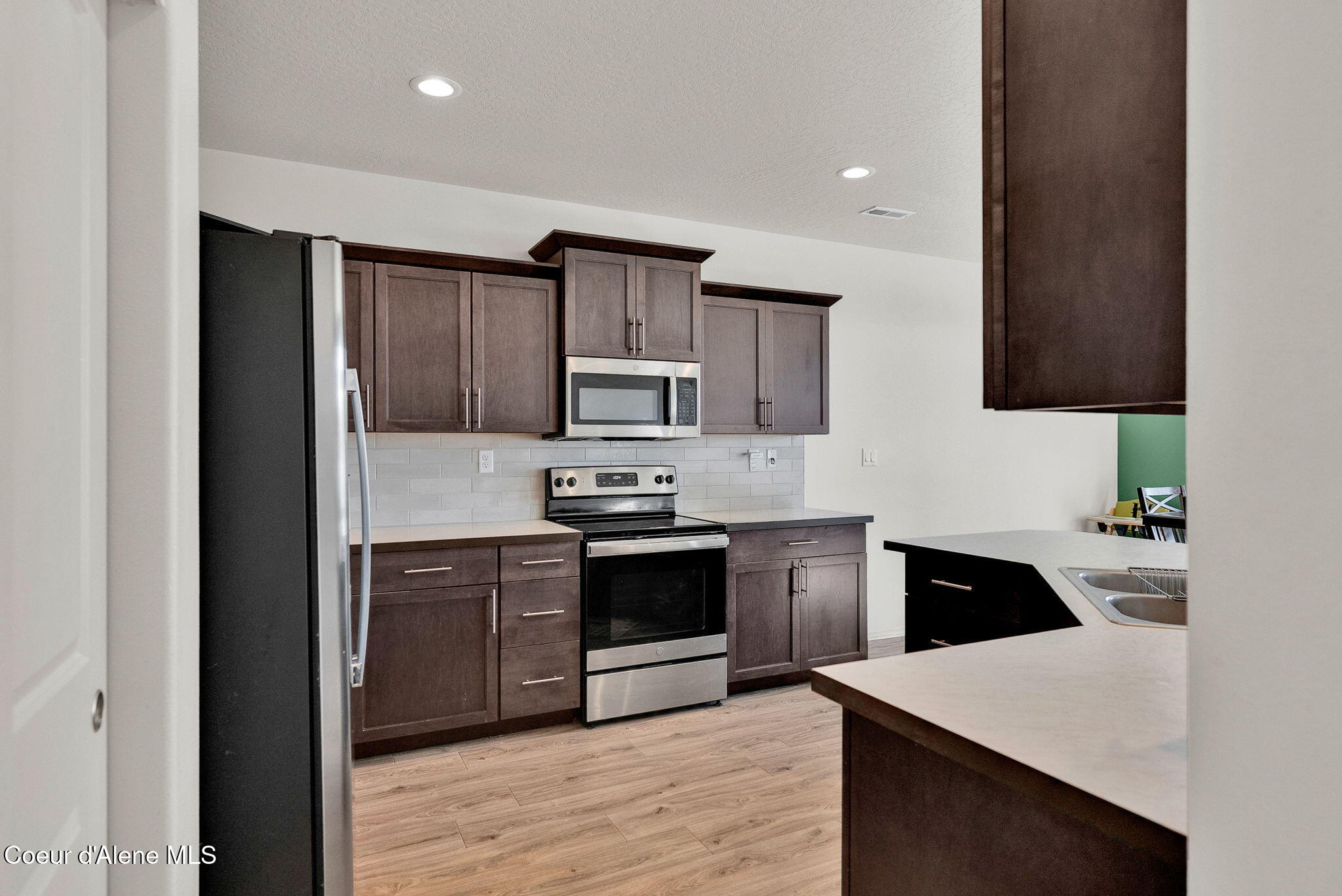 16167 North Hadley Loop Rathdrum, ID 83858 - Photo 20 of 46 Kitchen