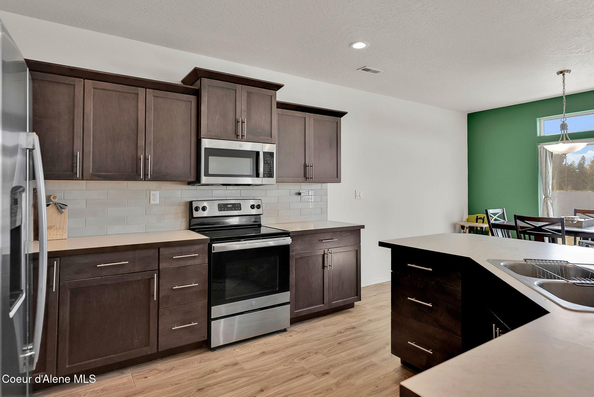 16167 North Hadley Loop Rathdrum, ID 83858 - Photo 21 of 46 Kitchen