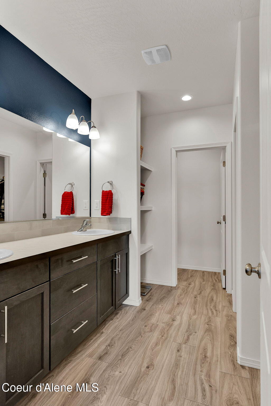 16167 North Hadley Loop Rathdrum, ID 83858 - Photo 29 of 46 Primary Bathroom