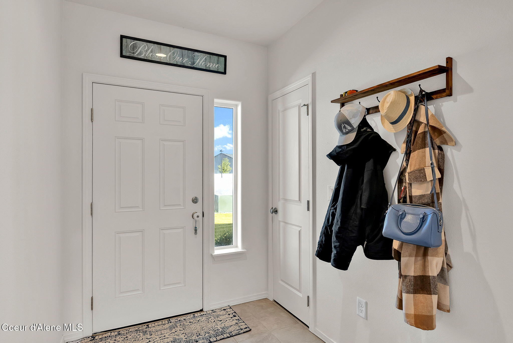 16167 North Hadley Loop Rathdrum, ID 83858 - Photo 9 of 46 Front Entry