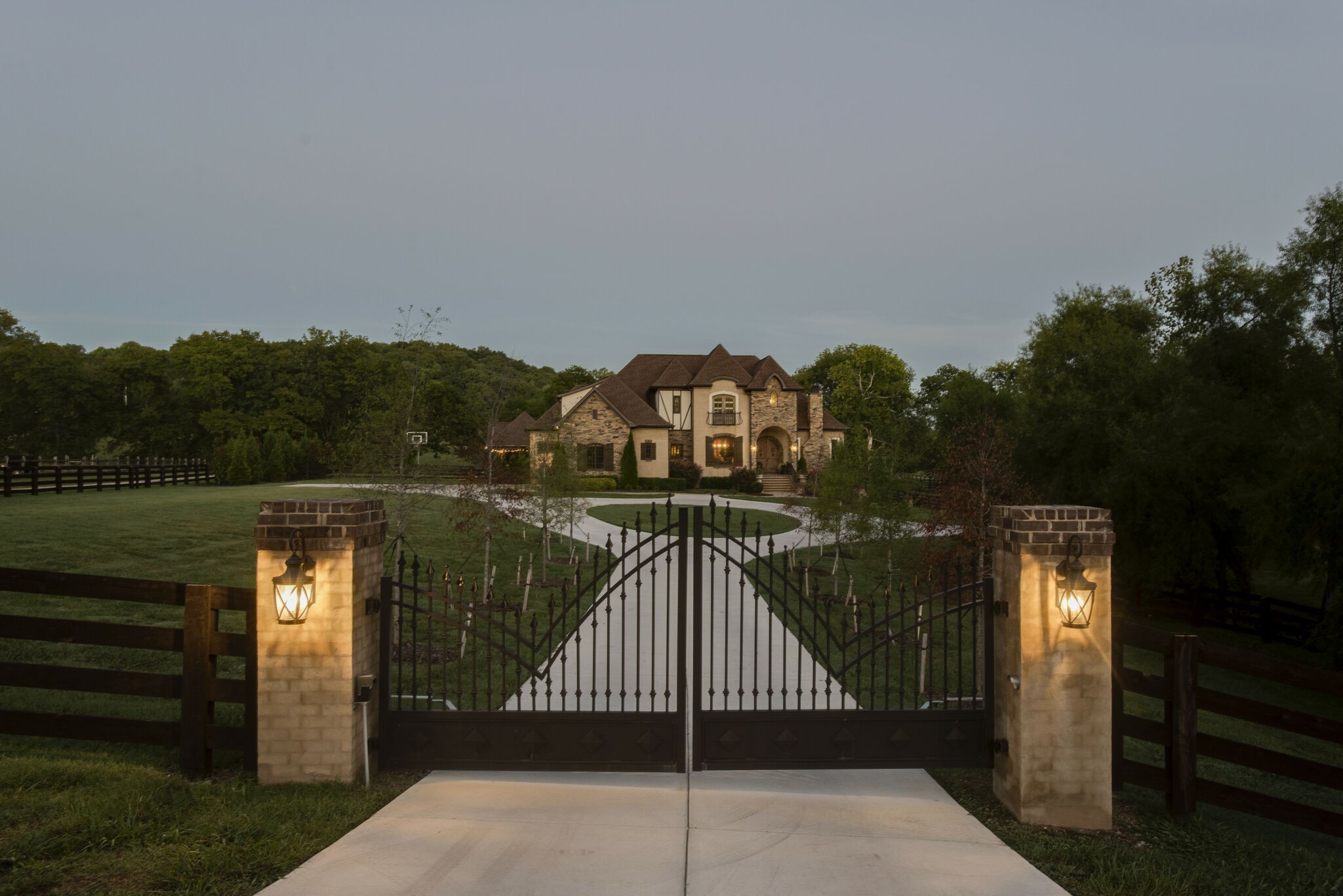 2214 Center Point Road Hendersonville, TN 37075 - Photo 8 of 70 Gallery Image 8