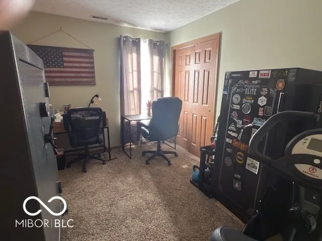 $299,500 | 1189 Kinross Drive, Avon, IN 46123