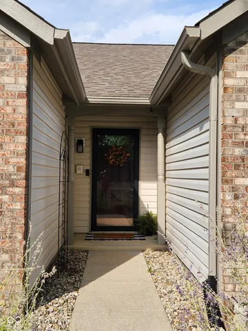 $299,500 | 1189 Kinross Drive, Avon, IN 46123