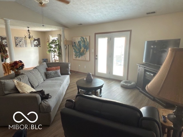 1189 Kinross Drive Avon, IN 46123 - Photo 3 of 26