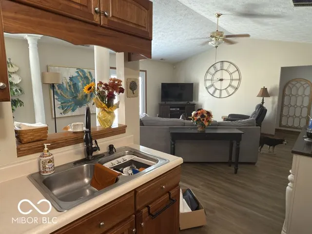 $299,500 | 1189 Kinross Drive, Avon, IN 46123