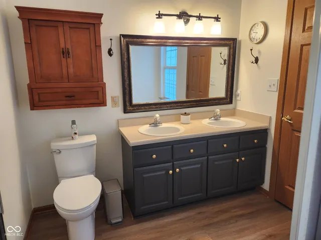 $299,500 | 1189 Kinross Drive, Avon, IN 46123