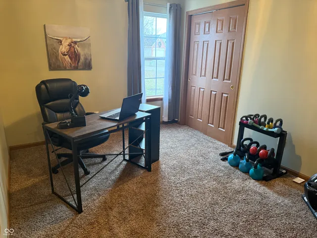 $299,500 | 1189 Kinross Drive, Avon, IN 46123