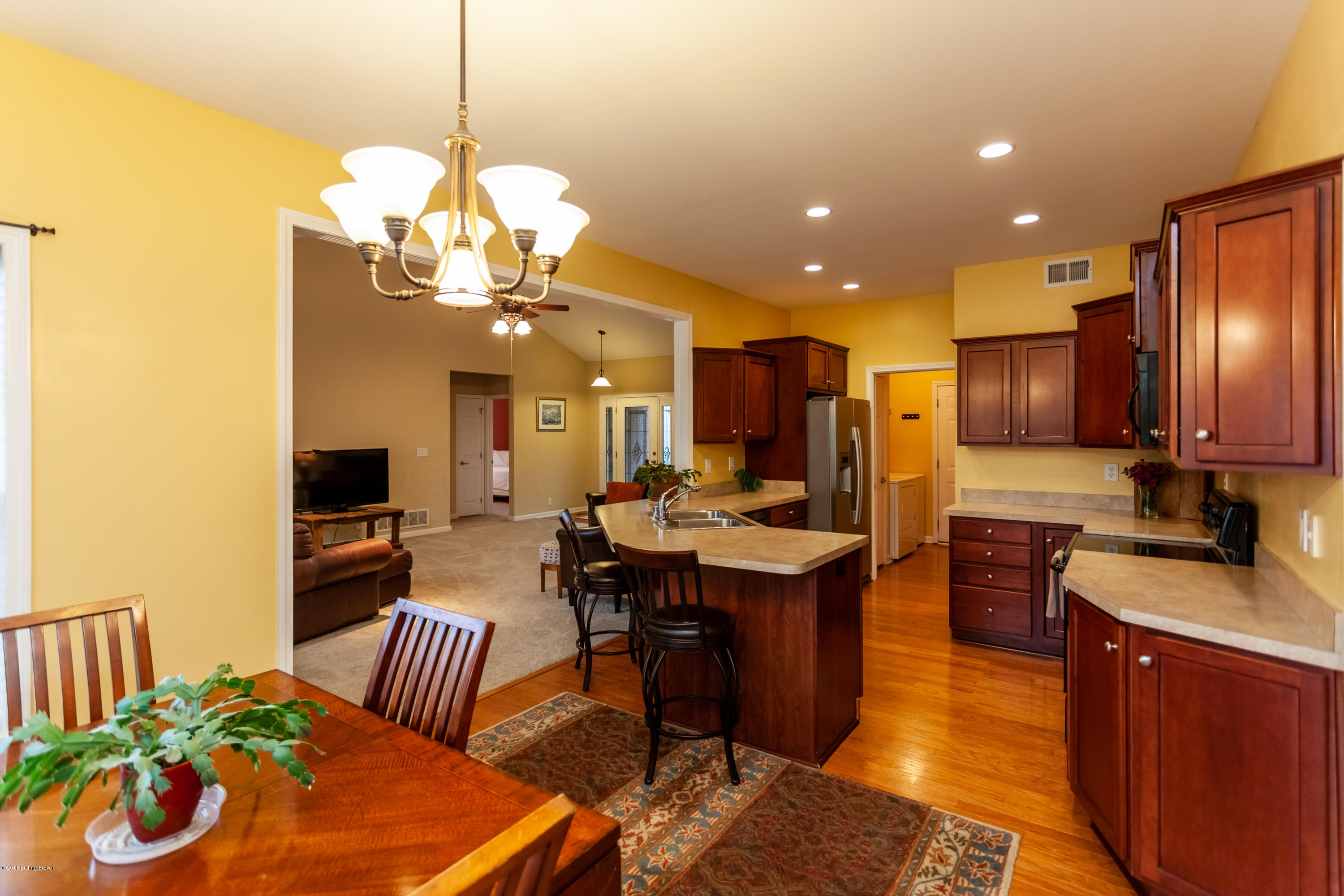 103 Silverview Road Smithfield, KY 40068 - Photo 14 of 64 kitchen