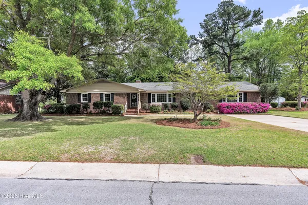 $362,900 | 700 Clyde Drive, Jacksonville, NC 28540