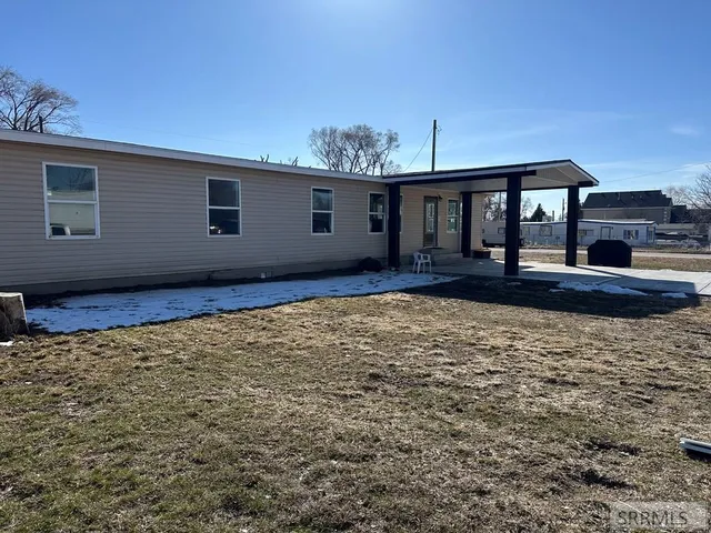 $250,000 | 1181 Falls Avenue, American Falls, ID 83211