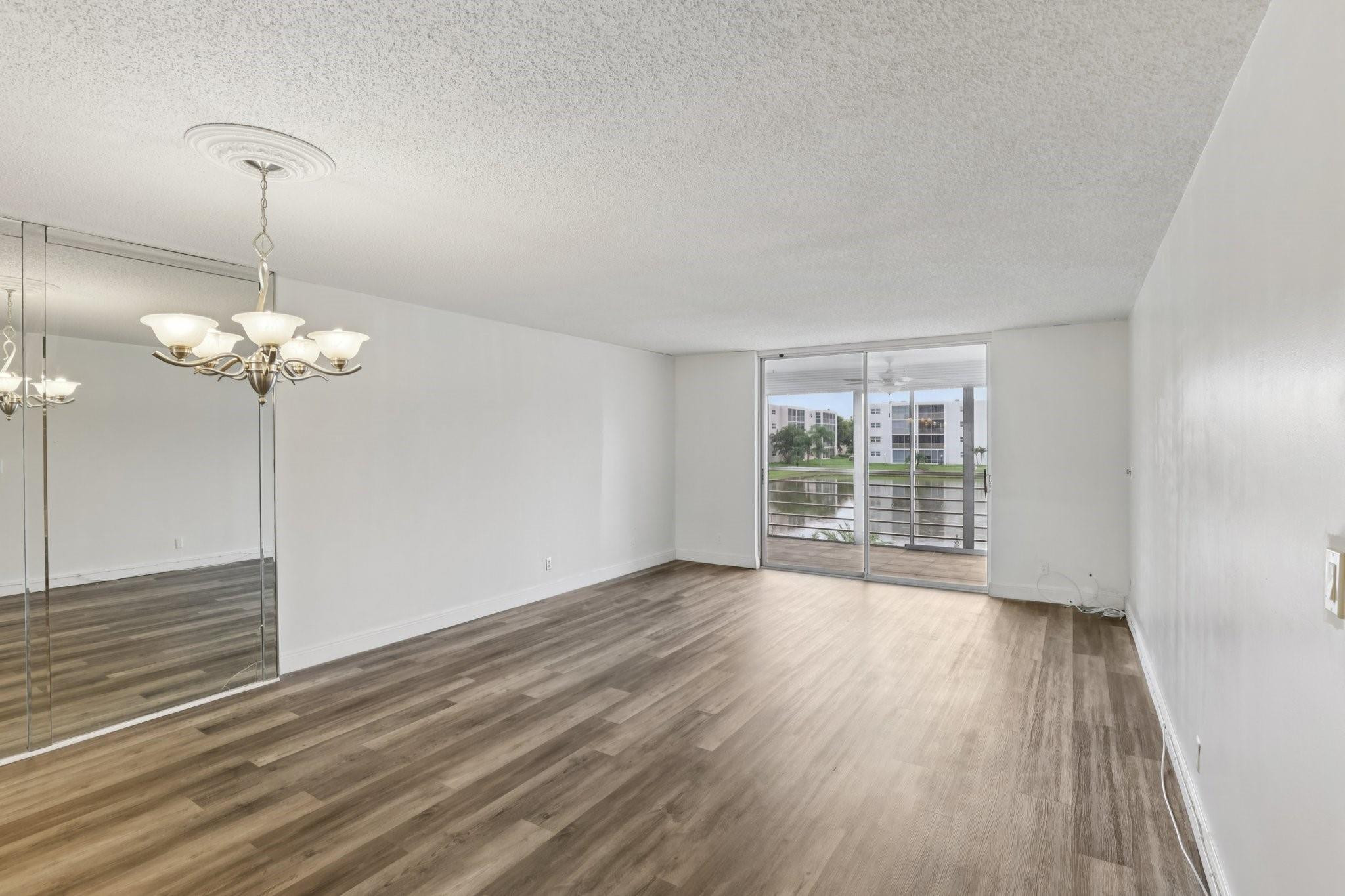 1024 Southeast 4th Ave Unit 204  