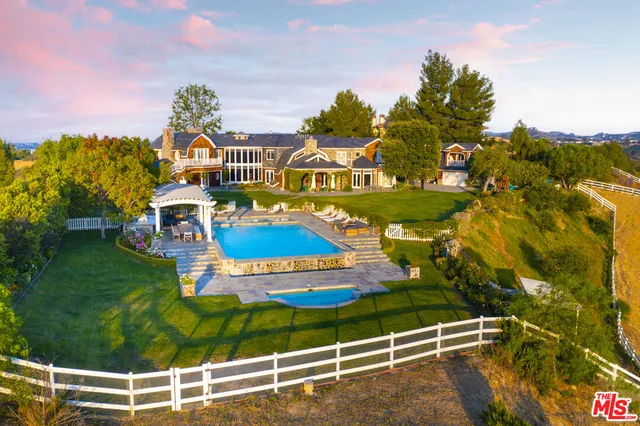 $17,900,000 | 5535 Dixon Trail Road, Hidden Hills, CA 91302