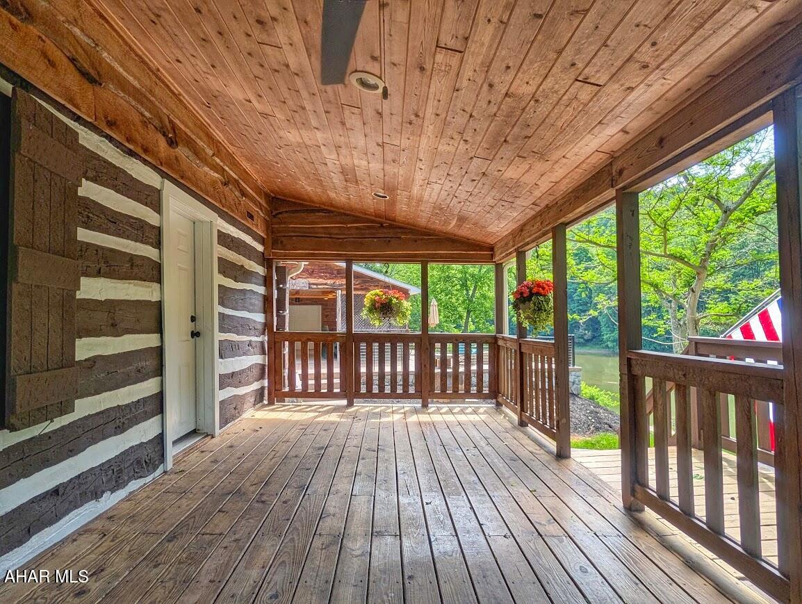 386 Burkett Bridge Road Everett, PA 15537 - Photo 17 of 85