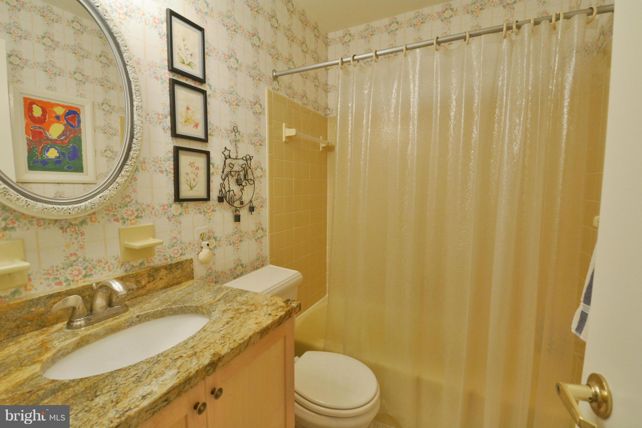 628 Rolling Dale Road Annapolis, MD 21401 - Photo 18 of 26 Half Bath