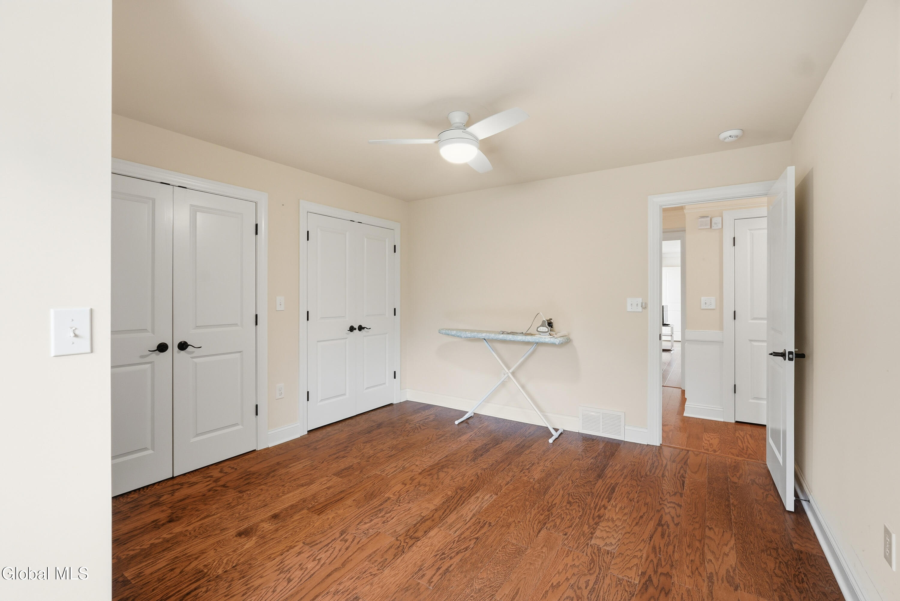 62 Cambridge Way Colonie, NY 12110 - Photo 15 of 23 24