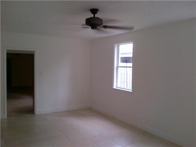 1001 Mayflower Road Fort Pierce, FL 34950 - Photo 3 of 4 Additional Photo