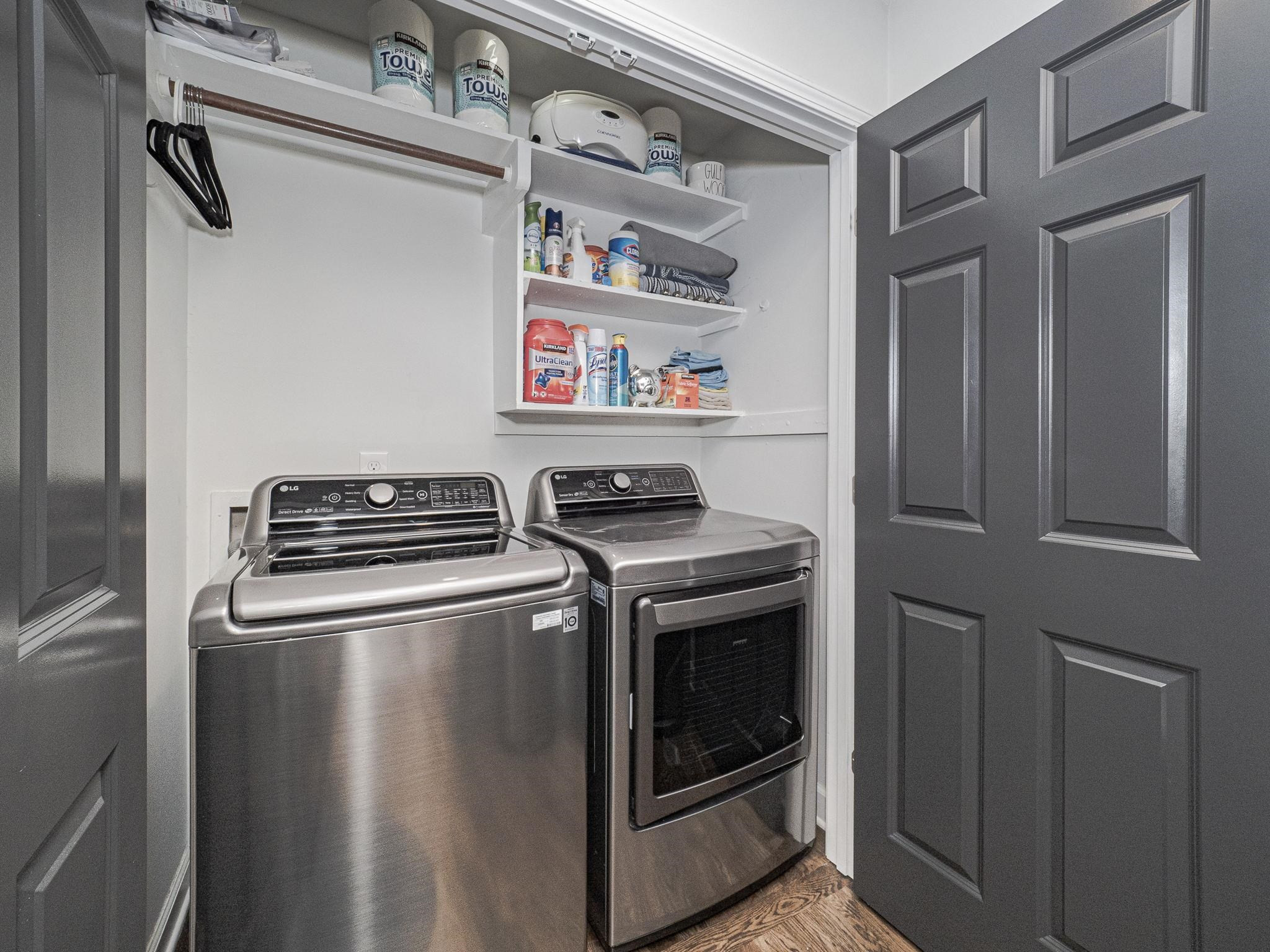 6813 Valley Drive Raleigh, NC 27612 - Photo 13 of 37 Photo 13
