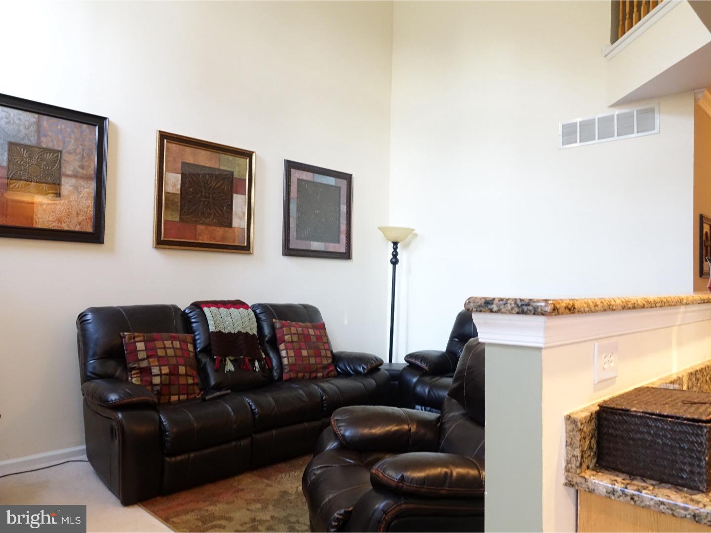 53 Windingbrook Road Bordentown, NJ 08505 - Photo 11 of 25 Family Room