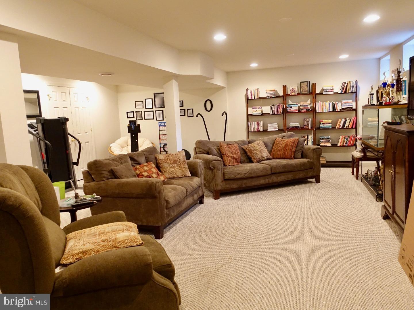 53 Windingbrook Road Bordentown, NJ 08505 - Photo 18 of 25 Basement - Finished