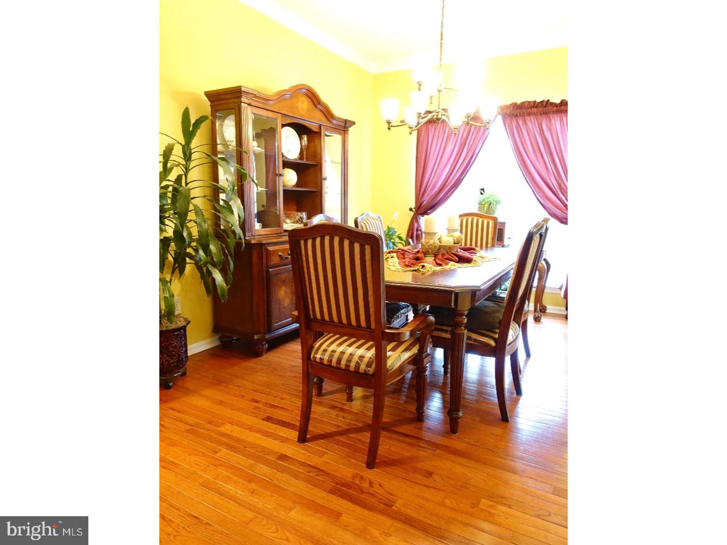 53 Windingbrook Road Bordentown, NJ 08505 - Photo 6 of 25 Dining Room