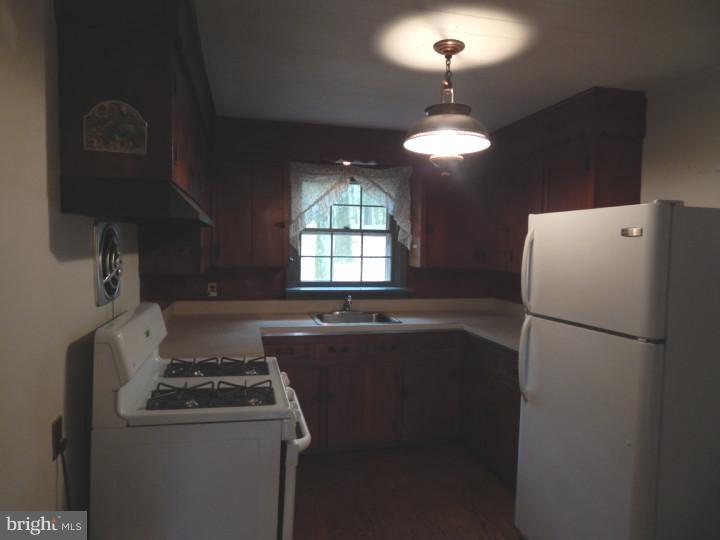 3140 Pennypack Road Hatboro, PA 19040 - Photo 8 of 11 Kitchen