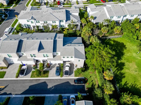 $3,400 | 16401 Millenium Court, Westlake, FL 33470