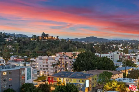 $1,060,000 | 7135 Hollywood Boulevard, Unit 802, Los Angeles, CA 90046