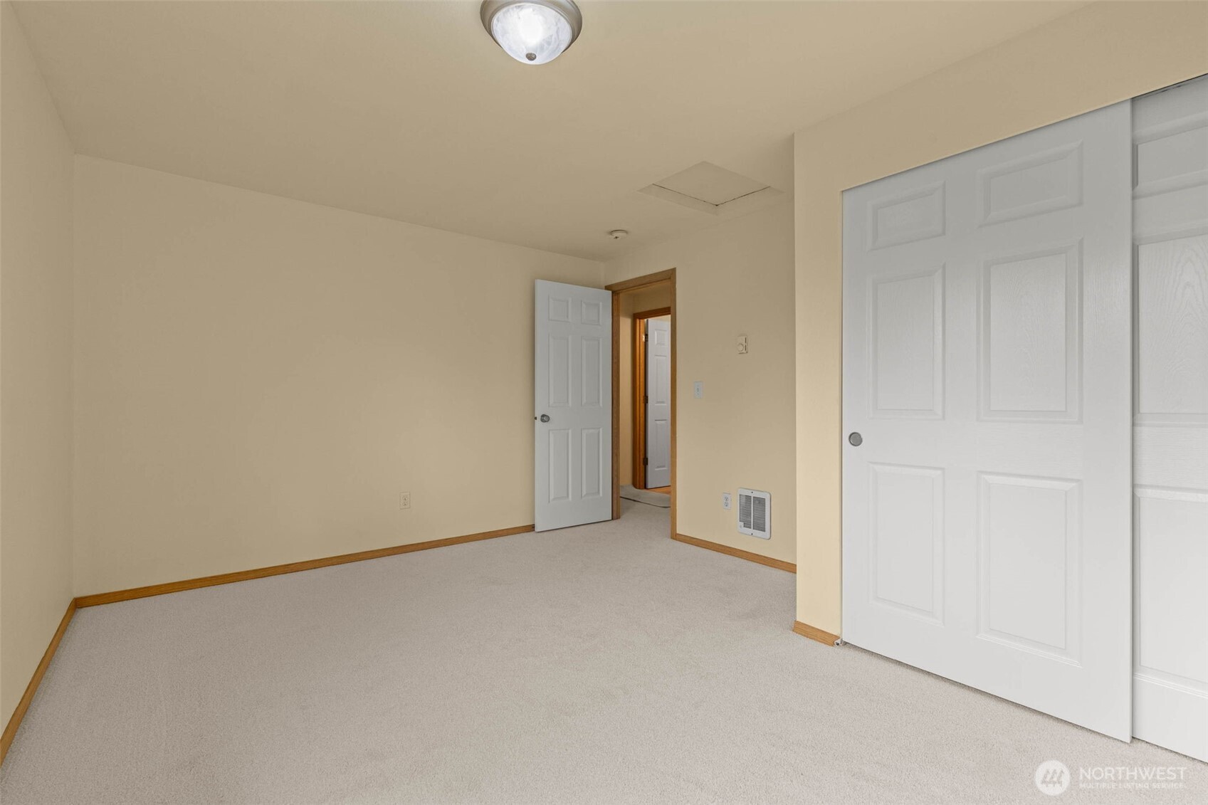 14510 West Throne Lane Southwest Lakewood, WA 98498 - Photo 16 of 28 a view of an empty room
