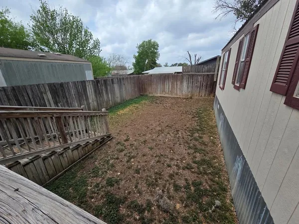 $1,150 | 167-6 Beaumont Street, Bandera, TX 78003