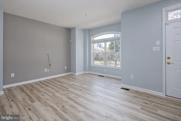 $3,500 | 10252 Rutland Round Road, Unit 16, Columbia, MD 21044