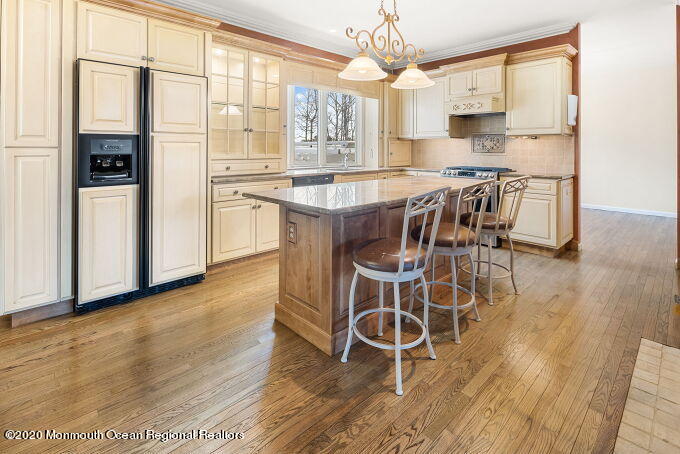 1317 Ridge Avenue Manahawkin, NJ 08050 - Photo 11 of 69 Kitchen 2
