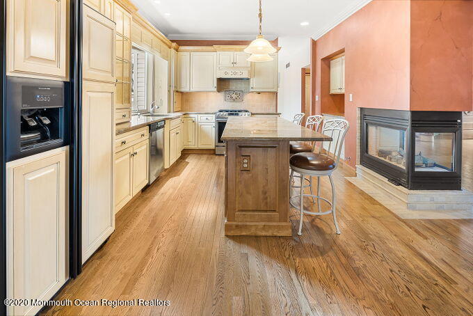 1317 Ridge Avenue Manahawkin, NJ 08050 - Photo 12 of 69 Kitchen