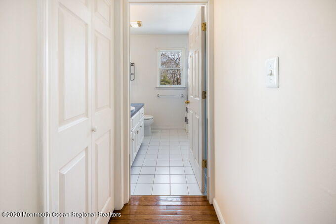 1317 Ridge Avenue Manahawkin, NJ 08050 - Photo 37 of 69 Upstairs Bath