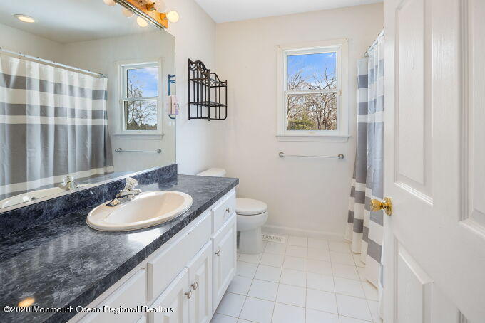 1317 Ridge Avenue Manahawkin, NJ 08050 - Photo 38 of 69 Upstairs Bath 2