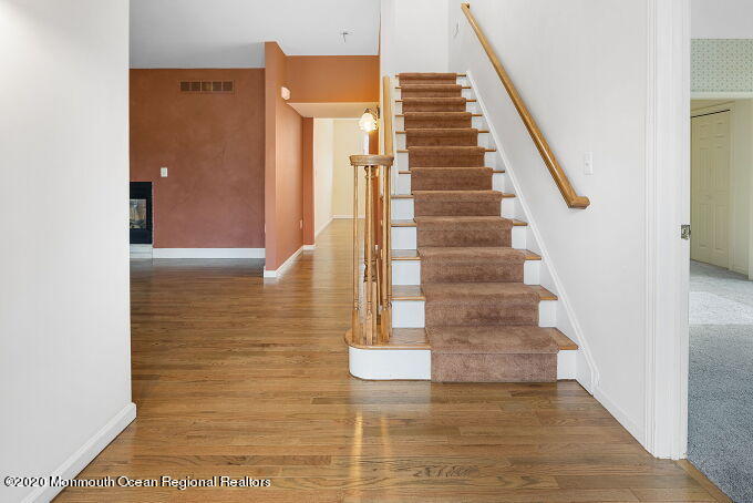 1317 Ridge Avenue Manahawkin, NJ 08050 - Photo 6 of 69 Entrance